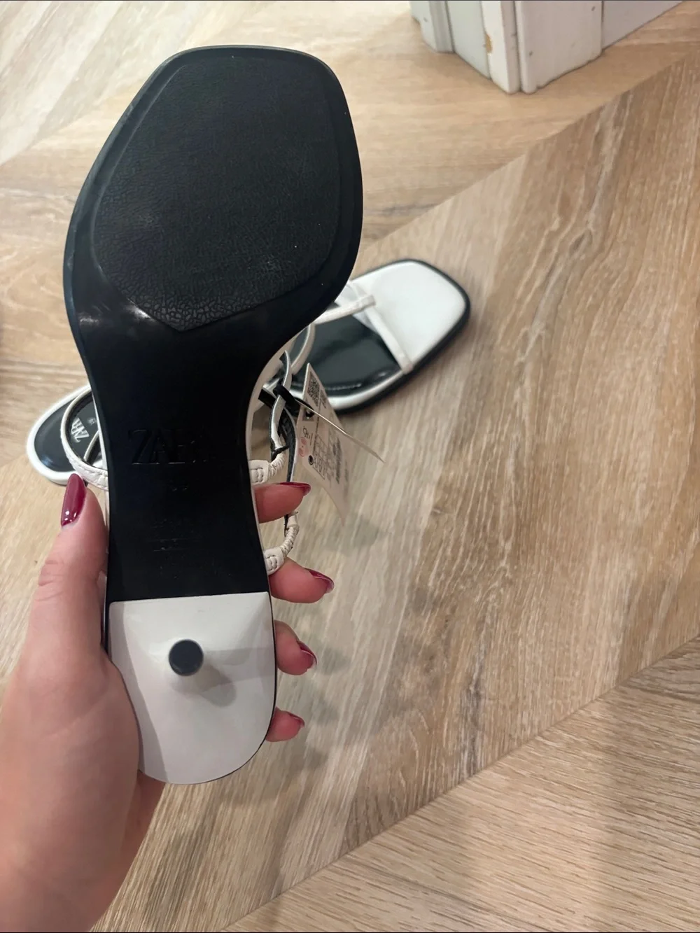 Zara elegant white